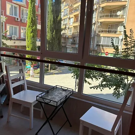 Apartment Cozy Place Pomorie
