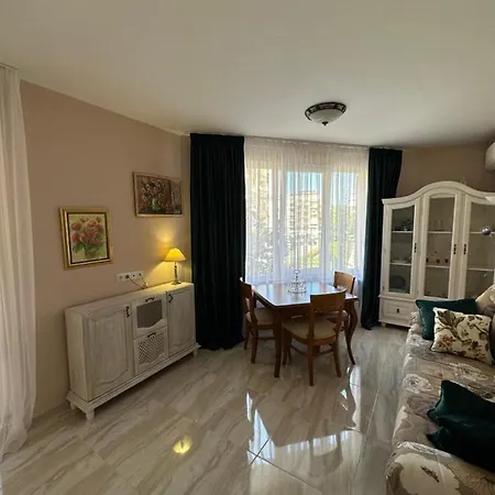 Cozy Place Apartment *